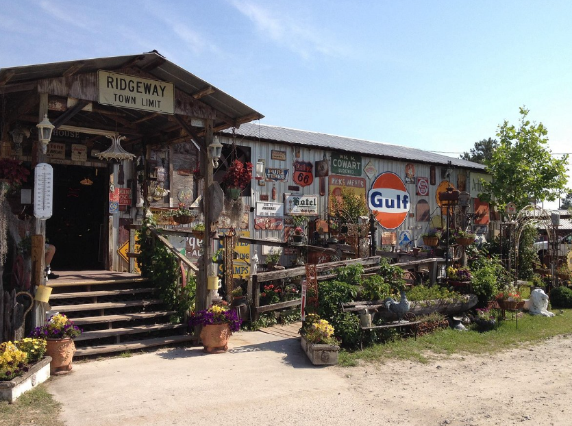 Keller's Flea Market, United States